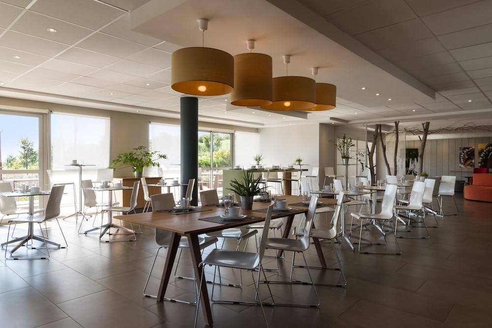 The Originals City, Hotel Ecoparc, Montpellier Est Saint-Aunes Exterior photo